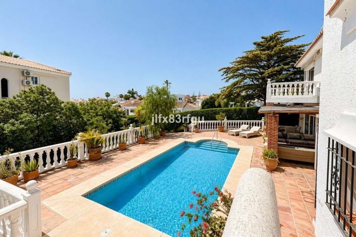Image No.33-Villa de 4 chambres à vendre à Mijas Costa