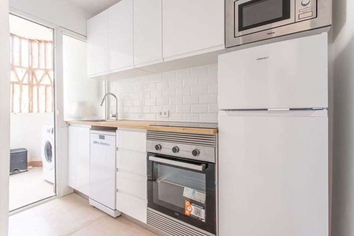Image No.20-2 Bed Apartment for sale