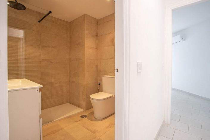 Image No.26-2 Bed Apartment for sale