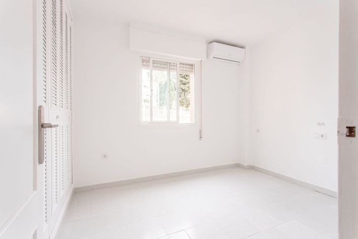 Image No.31-2 Bed Apartment for sale
