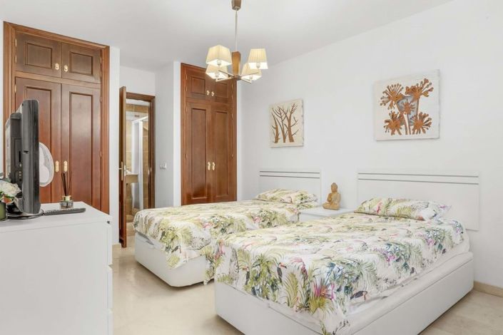 Image No.43-5 Bed Villa for sale