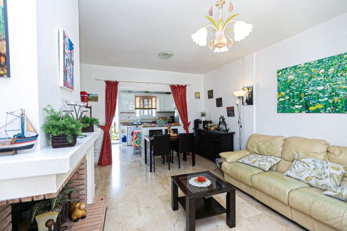 Image No.4-Appartement de 2 chambres à vendre à Orihuela Costa