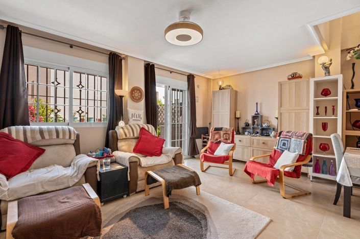Image No.6-2 Bed Townhouse for sale
