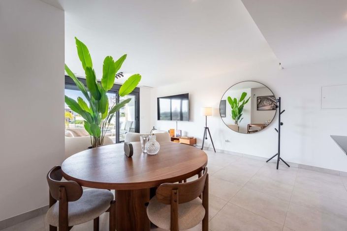 Image No.11-2 Bed Apartment for sale