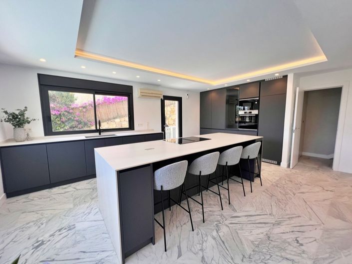 Image No.5-Villa de 5 chambres à vendre à Mijas Costa