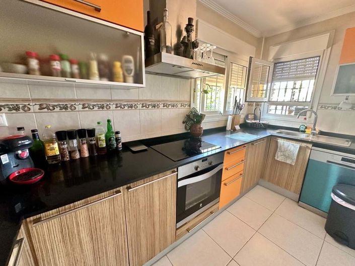 Image No.12-3 Bed Villa for sale