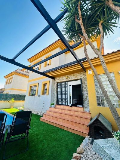 Image No.38-3 Bed Villa for sale