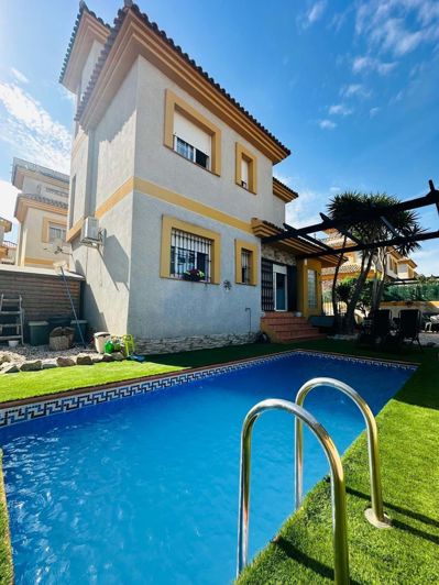 Image No.47-3 Bed Villa for sale