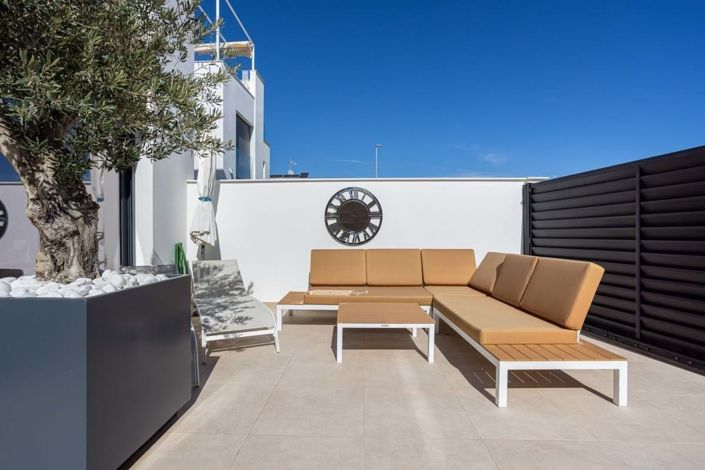 Image No.25-3 Bed Villa for sale