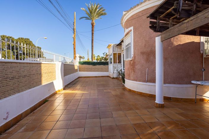 Image No.31-3 Bed Villa for sale