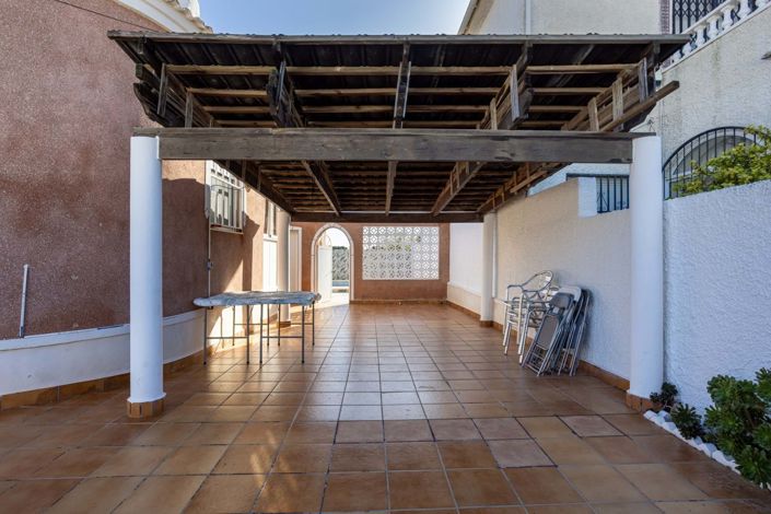 Image No.33-3 Bed Villa for sale