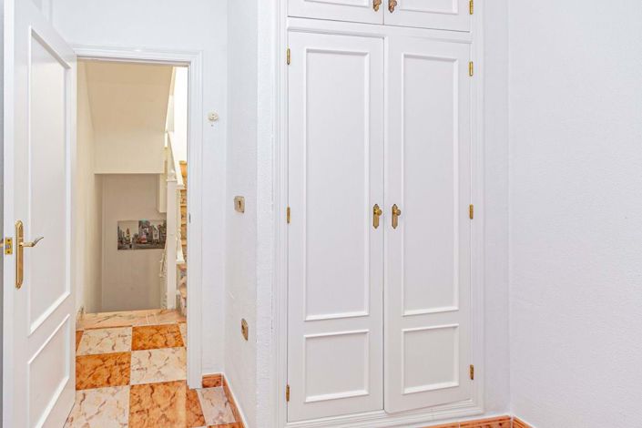 Image No.22-3 Bed Apartment for sale