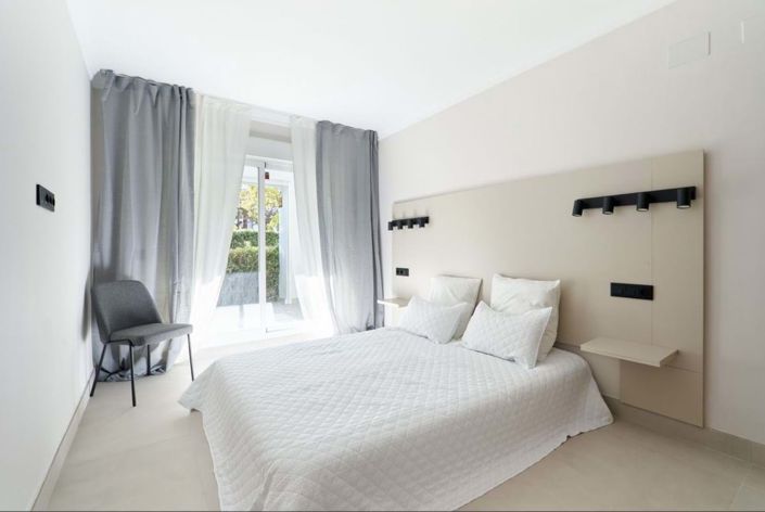 Image No.12-3 Bed Apartment for sale