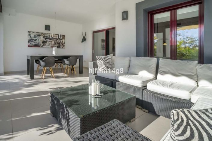 Image No.3-Appartement de 2 chambres à vendre à Marbella