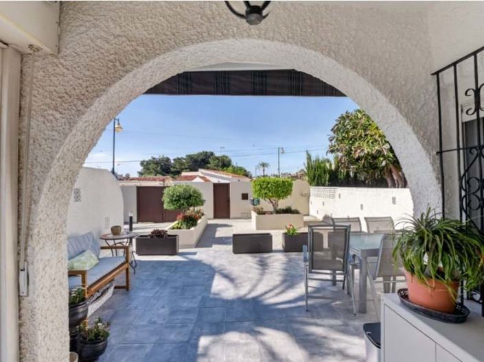Image No.24-3 Bed Villa for sale