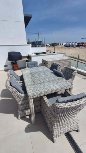 Image No.20-3 Bed Townhouse for sale