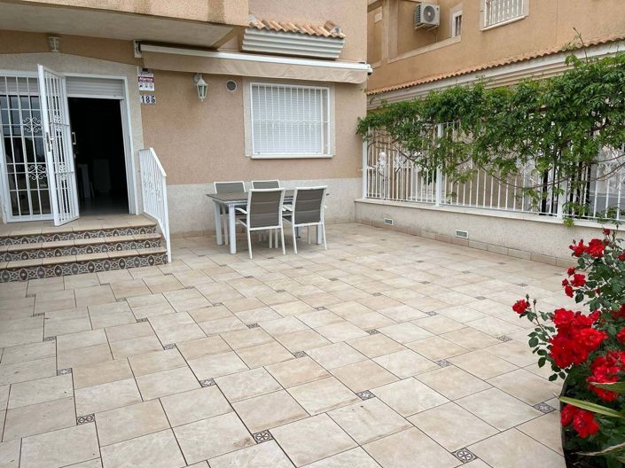 Image No.28-2 Bed Apartment for sale