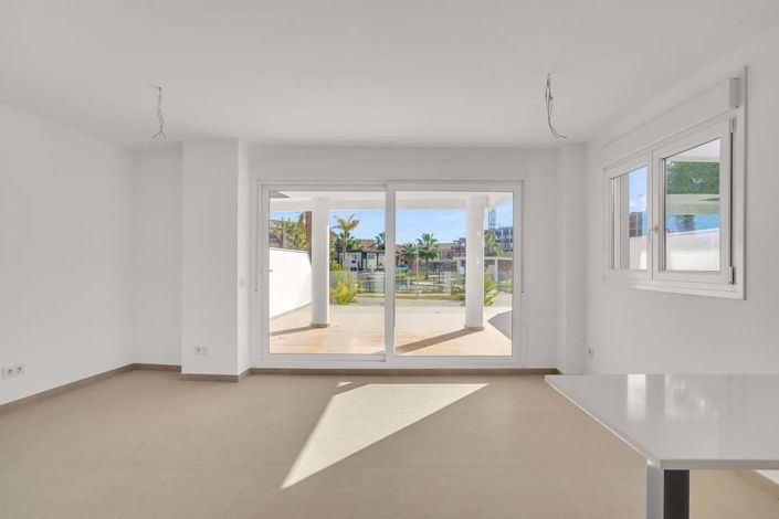 Image No.2-2 Bed Apartment for sale