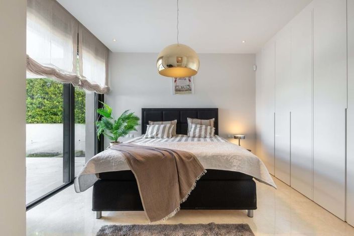 Image No.32-3 Bed Apartment for sale