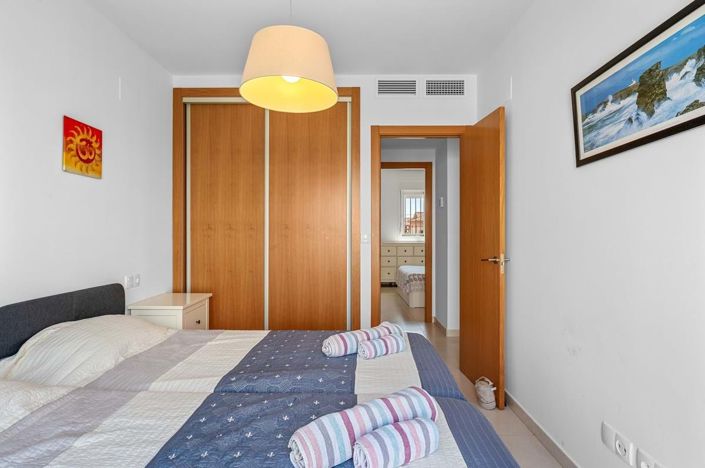 Image No.16-3 Bed Townhouse for sale
