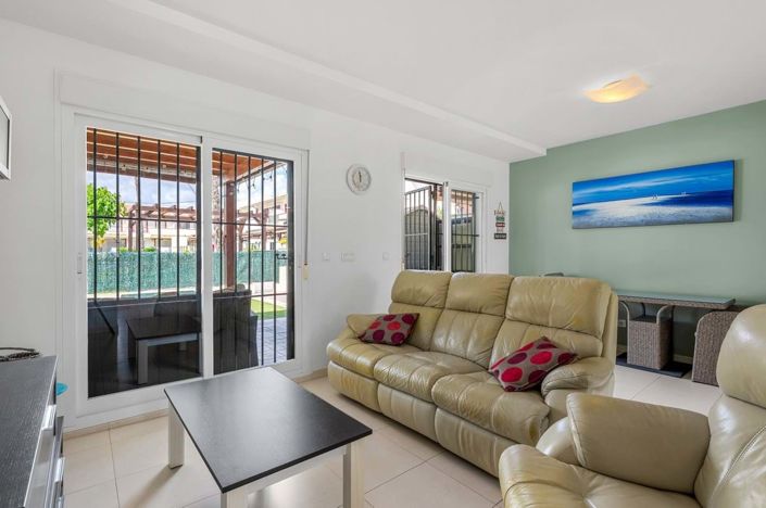 Image No.6-3 Bed Townhouse for sale