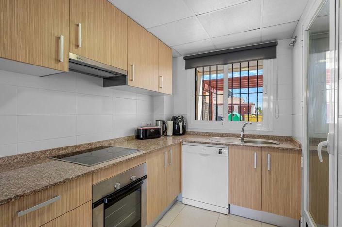 Image No.9-3 Bed Townhouse for sale