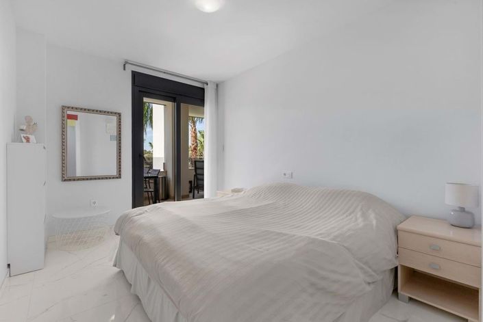 Image No.18-2 Bed Apartment for sale