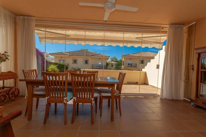 Image No.20-4 Bed Semi-Detached for sale
