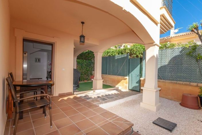 Image No.8-4 Bed Semi-Detached for sale