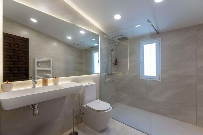 Image No.25-3 Bed Apartment for sale