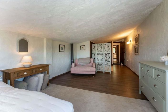 Image No.38-3 Bed Apartment for sale