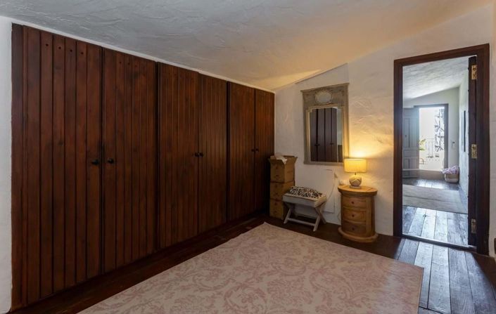 Image No.42-3 Bed Apartment for sale