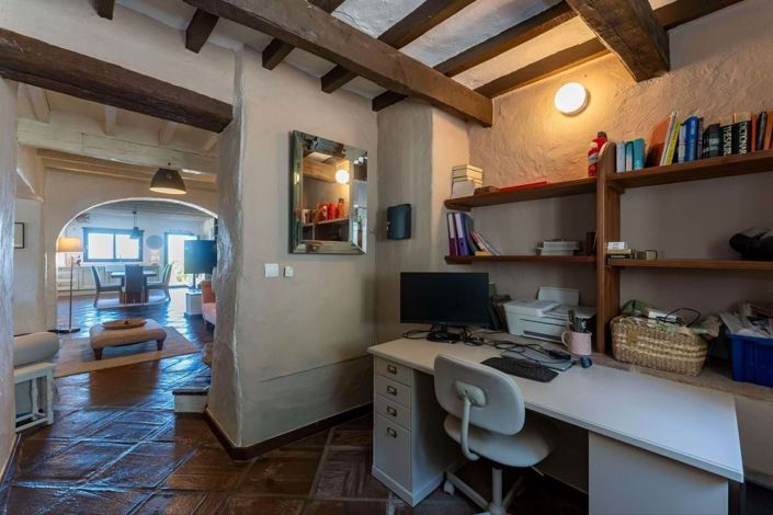 Image No.9-3 Bed Apartment for sale