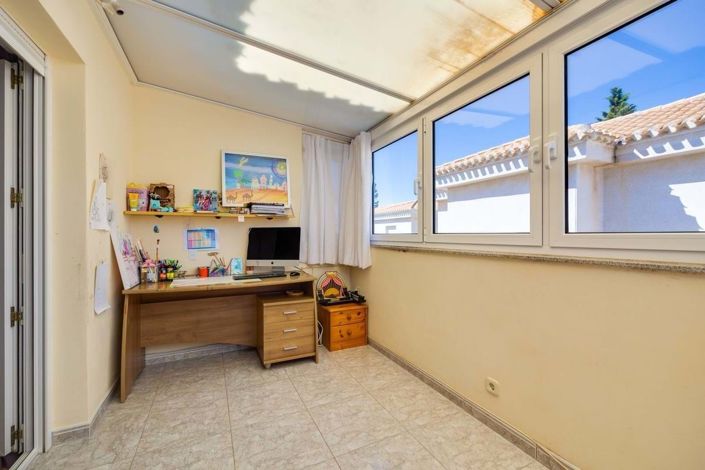 Image No.27-3 Bed Villa for sale