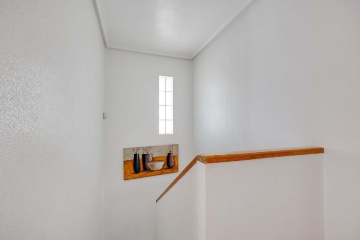 Image No.29-3 Bed Villa for sale