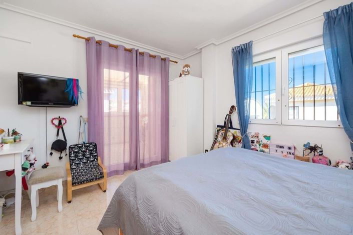 Image No.32-3 Bed Villa for sale
