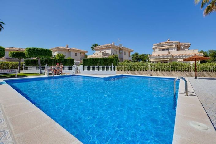 Image No.45-3 Bed Villa for sale
