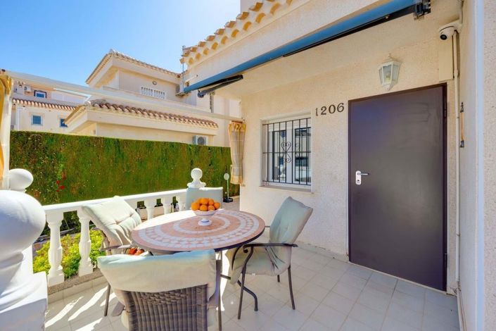 Image No.5-3 Bed Villa for sale