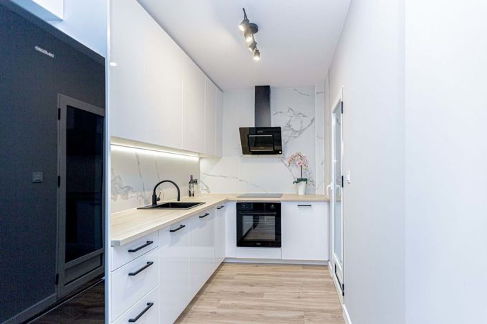 Image No.12-3 Bed Townhouse for sale