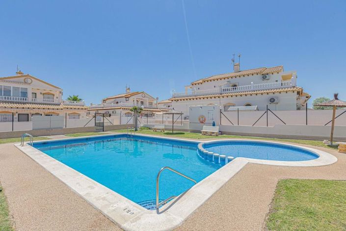 Image No.3-3 Bed Townhouse for sale