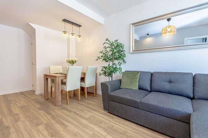 Image No.8-3 Bed Townhouse for sale