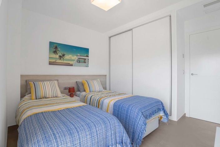 Image No.7-2 Bed Apartment for sale