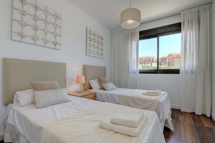 Image No.10-4 Bed Villa for sale