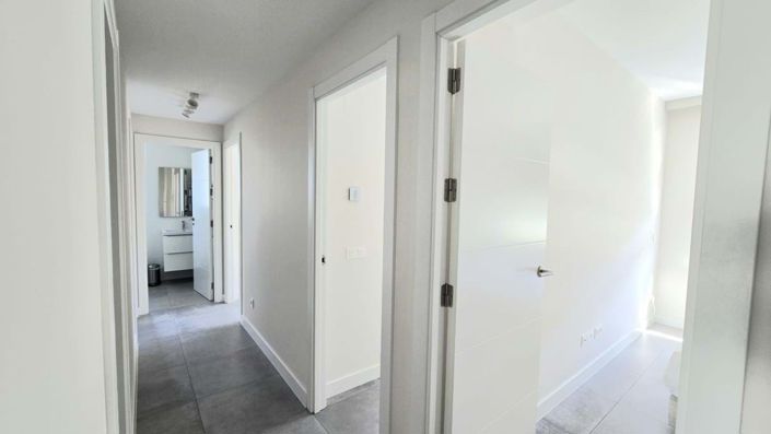 Image No.15-4 Bed Apartment for sale