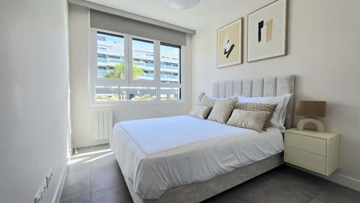 Image No.17-4 Bed Apartment for sale