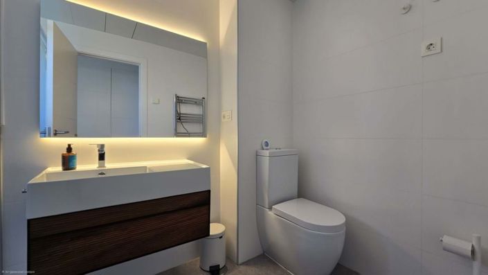 Image No.24-4 Bed Apartment for sale