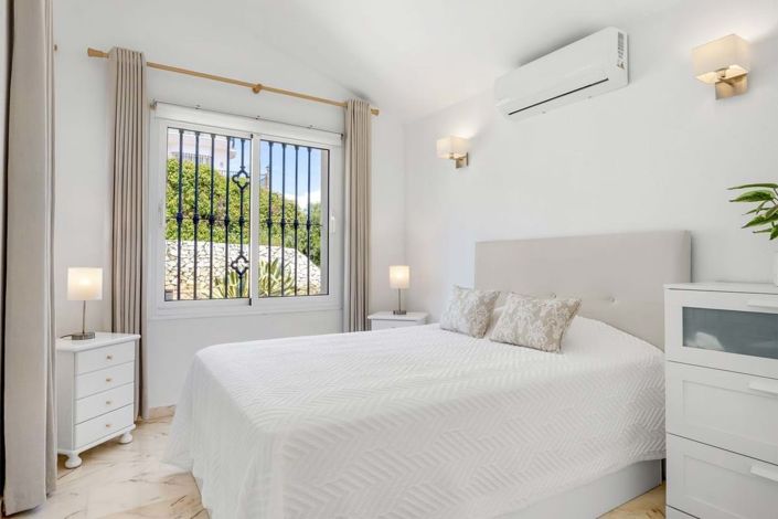 Image No.26-3 Bed Villa for sale