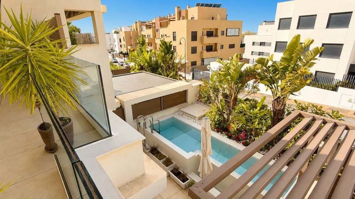 Image No.2-4 Bed Townhouse for sale
