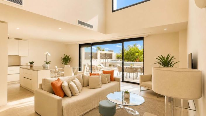 Image No.4-4 Bed Townhouse for sale