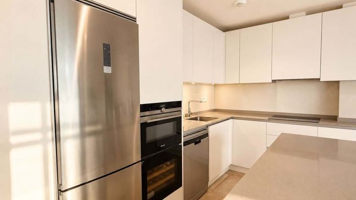 Image No.8-4 Bed Townhouse for sale